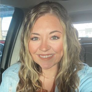 Meet your Posher, Chaley